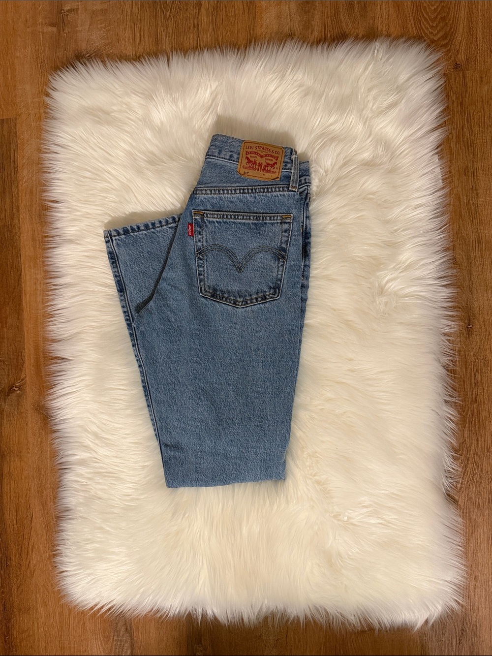 Levi's High-Rise Light Blue Women's Jeans